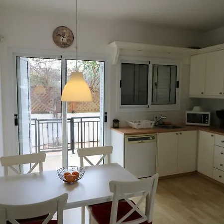 Vakantiehuis The Paradise By Taimoura Paphos