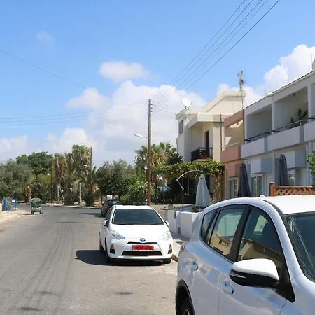 The Paradise By Taimoura פאפוס