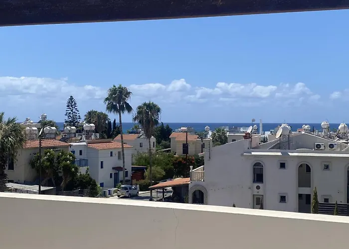 The Paradise By Taimoura Feriehus *