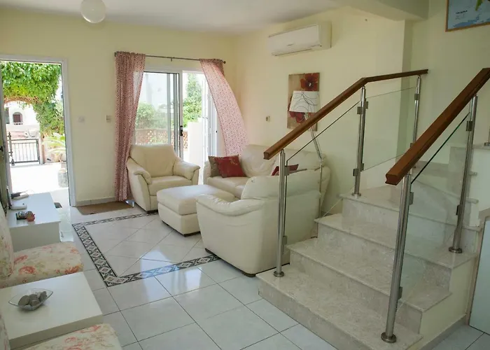 The Paradise By Taimoura Feriehus Paphos