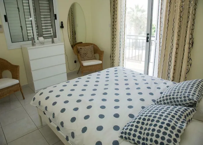 The Paradise By Taimoura Feriehus *